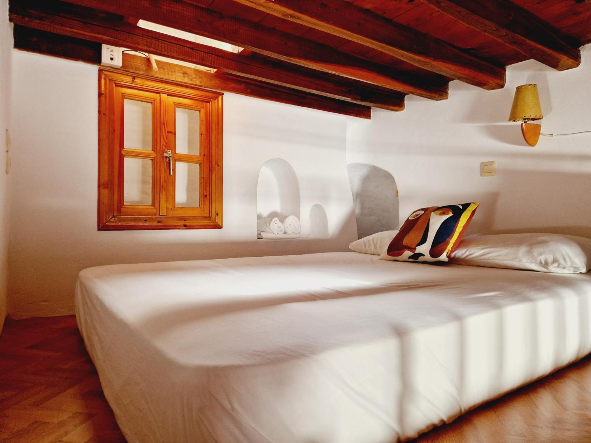 Mykonos Town Bright & Relaxing Loft With Attic Room In The Heart Of Mykonos City חדר תמונה